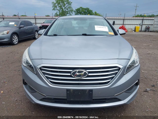 5NPE24AFXHH564974 Hyundai SONATA SE