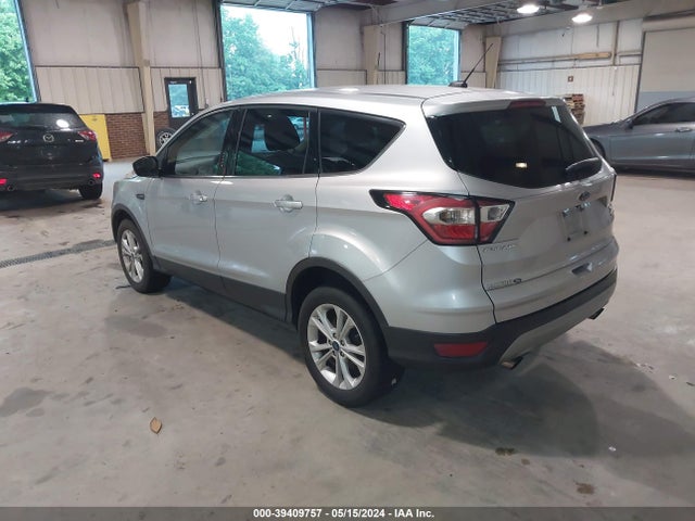 Ford ESCAPE SE 2017 1FMCU9GD0HUE90311 Image 3