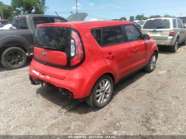 KIA SOUL + 2018 KNDJP3A57J7610661 Image 4