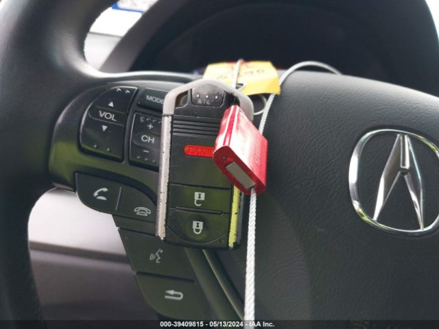 5J8TB3H3XEL010890 Acura RDX