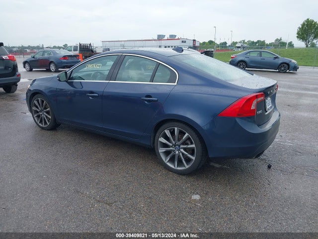 YV149MFM6F2350412 Volvo S60 T6 Platinum