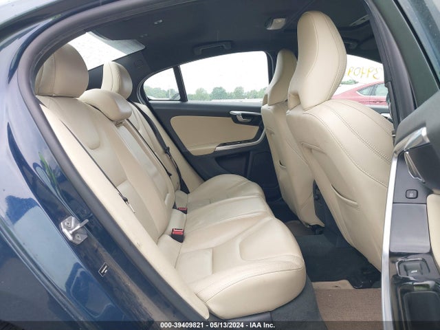 YV149MFM6F2350412 Volvo S60 T6 Platinum