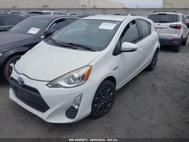 Toyota Prius C One 2016 JTDKDTB37G1118914 Image 2