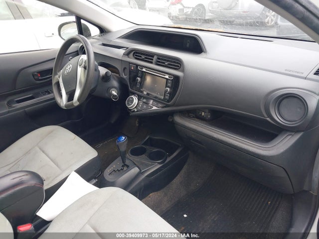 Toyota Prius C One 2016 JTDKDTB37G1118914 Image 5
