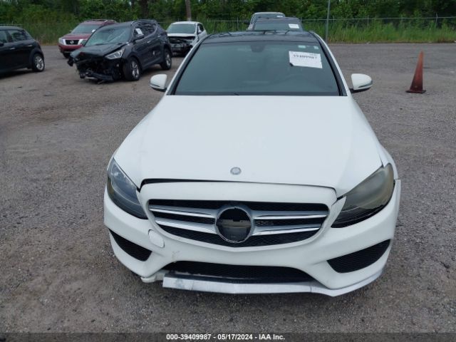 55SWF4JB7GU163318 Mercedes-Benz C 300 Luxury/sport