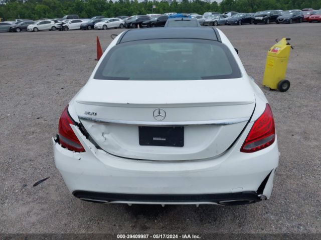 55SWF4JB7GU163318 Mercedes-Benz C 300 Luxury/sport