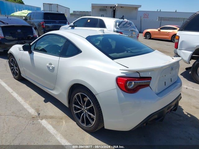 Toyota 86 2017 JF1ZNAA14H8711032 Image 3