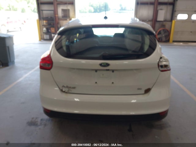 Ford FOCUS SE 2017 1FADP3K2XHL341287 Image 17