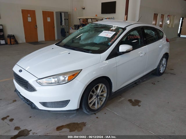 Ford FOCUS SE 2017 1FADP3K2XHL341287 Image 2