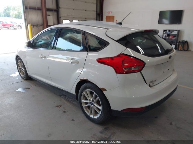 Ford FOCUS SE 2017 1FADP3K2XHL341287 Image 3