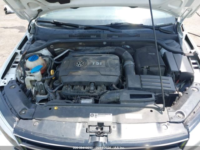 3VWD07AJ9FM348786 Volkswagen Jetta 1.8t Se