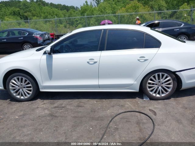 3VWD07AJ9FM348786 Volkswagen Jetta 1.8t Se