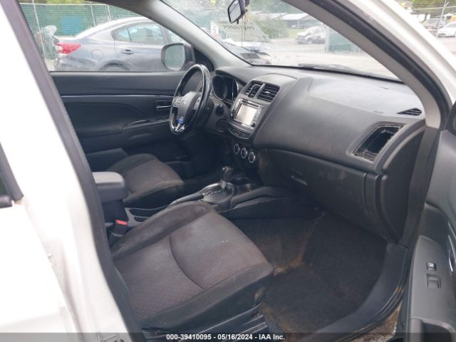 JA4AR3AWXGZ045171 Mitsubishi Outlander Sport 2.4 Se