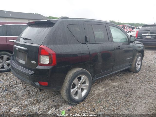 1C4NJDEB2ED855237 Jeep Compass Latitude