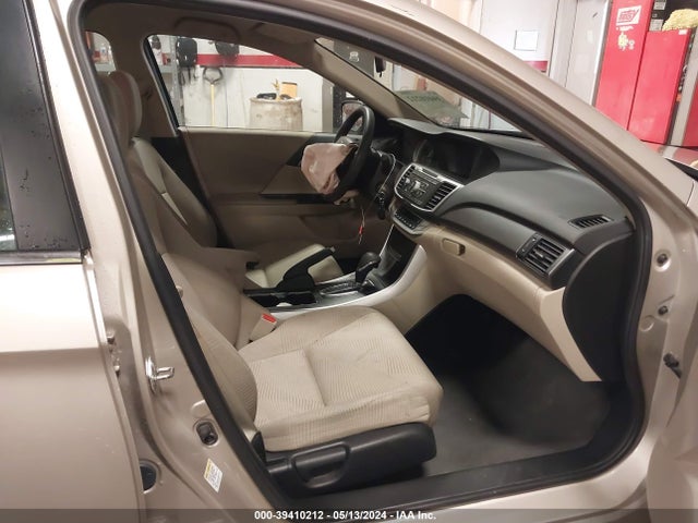 Honda ACCORD LX 2015 1HGCR2F36FA115268 Image 5