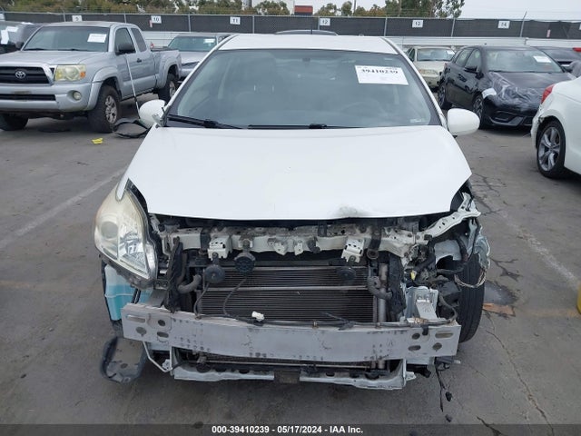 Toyota Prius Three 2015 JTDKN3DU1F1937435 Image 13