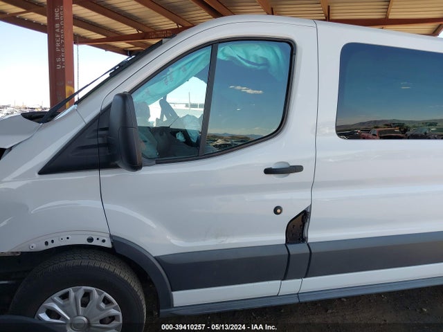 Ford Transit-150 Xlt 2018 1FDZK1YM5JKA45970 Image 15