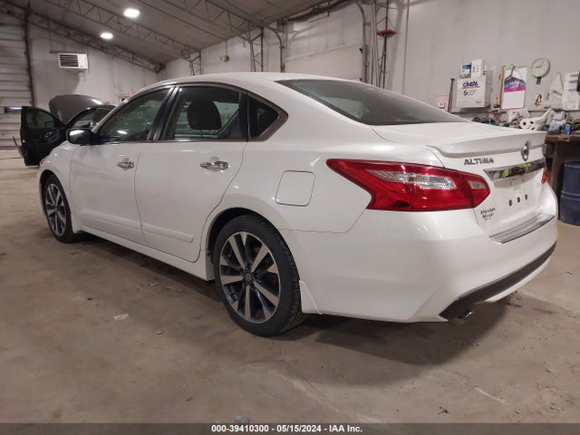 Nissan Altima 2.5 Sr 2016 1N4AL3AP5GC263009 Image 3