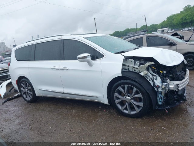 2C4RC1GG3JR186714 Chrysler Pacifica Limited