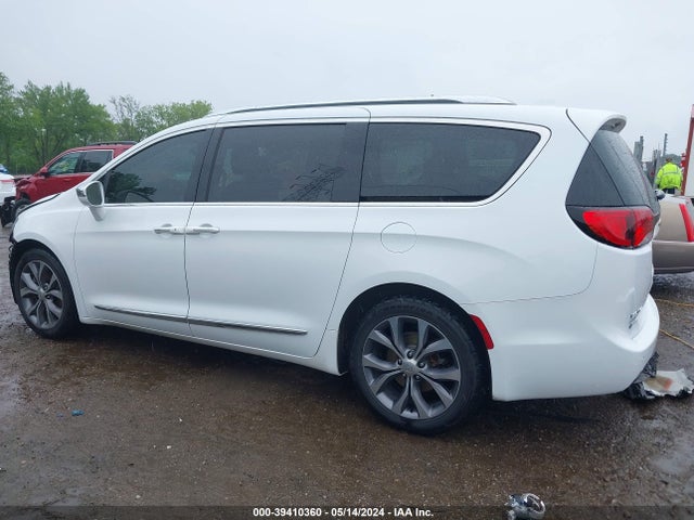 2C4RC1GG3JR186714 Chrysler Pacifica Limited