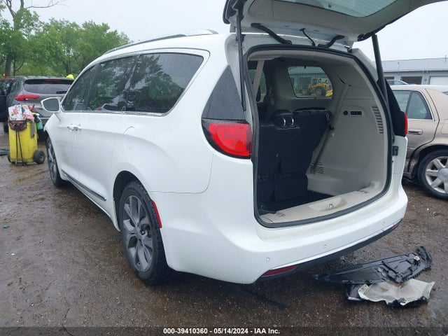 2C4RC1GG3JR186714 Chrysler Pacifica Limited