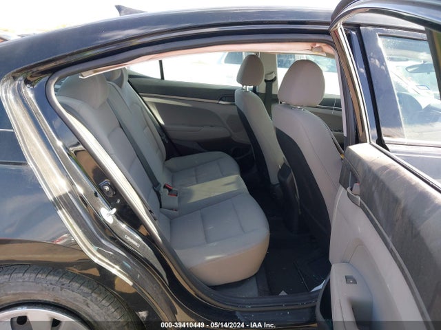 Hyundai ELANTRA SE 2018 5NPD74LF8JH396509 Image 8