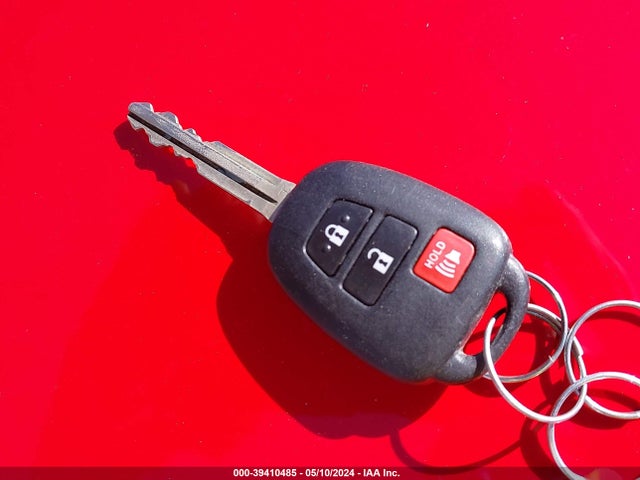Toyota Prius C Two 2015 JTDKDTB35F1586221 Image 11