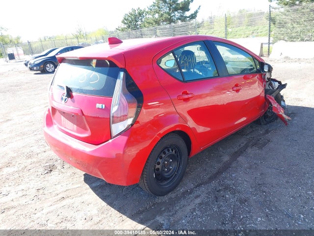 Toyota Prius C Two 2015 JTDKDTB35F1586221 Image 4