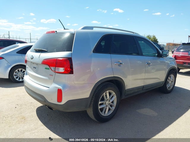 KIA SORENTO LX 2015 5XYKT3A69FG601723 Image 12