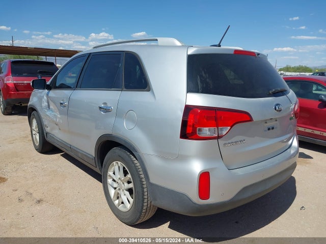KIA SORENTO LX 2015 5XYKT3A69FG601723 Image 3