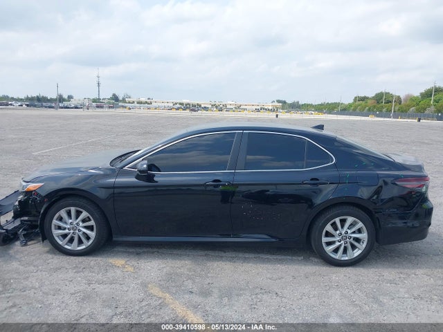 Toyota CAMRY LE 2022 4T1C11AK7NU712663 Image 14