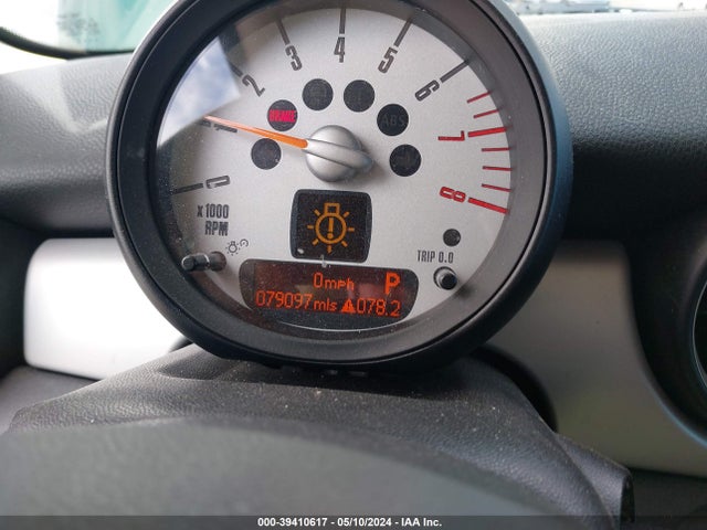 2011 MINI COOPER WMWSU3C50BT092022 Photo 6
