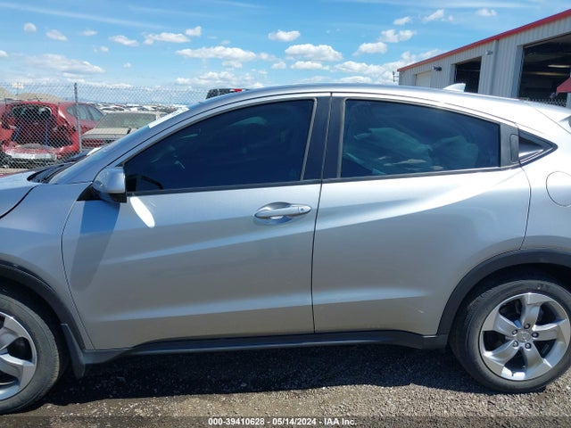 Honda HR-V LX 2019 3CZRU6H37KG700457 Image 14