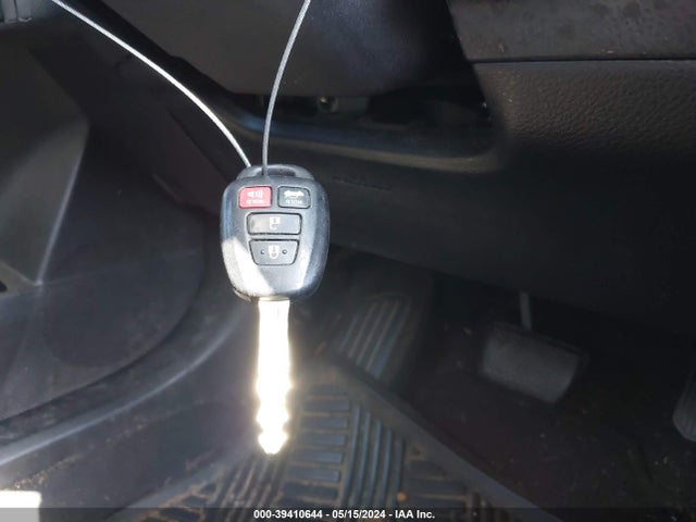 Toyota COROLLA LE 2014 5YFBURHE4EP171011 Image 11