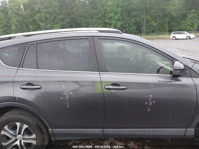Toyota RAV4 LE 2017 JTMZFREV3HJ146008 Image 13