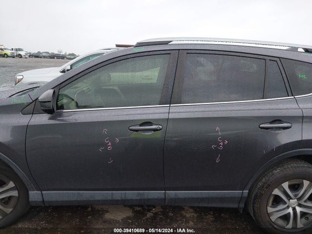 Toyota RAV4 LE 2017 JTMZFREV3HJ146008 Image 14