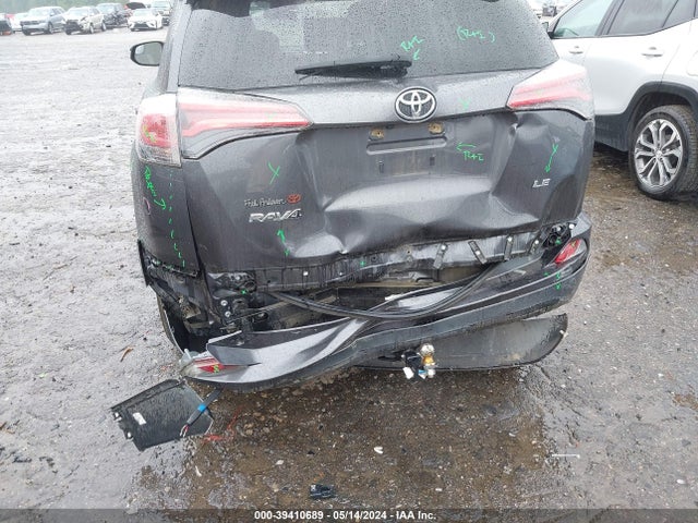 Toyota RAV4 LE 2017 JTMZFREV3HJ146008 Image 6