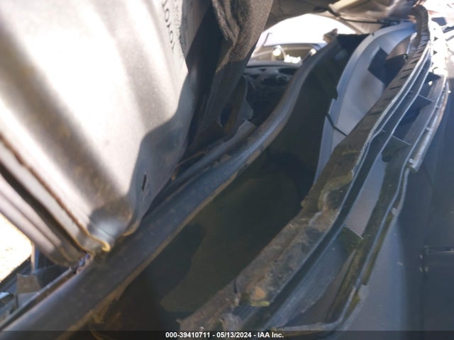 Toyota C-HR XLE 2018 NMTKHMBX5JR024472 Image 10