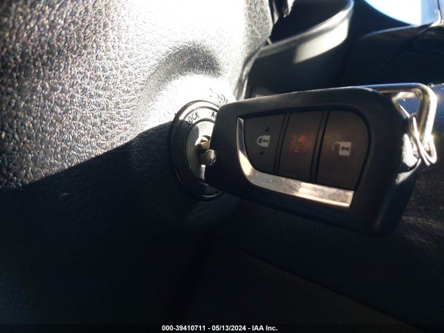 Toyota C-HR XLE 2018 NMTKHMBX5JR024472 Image 11