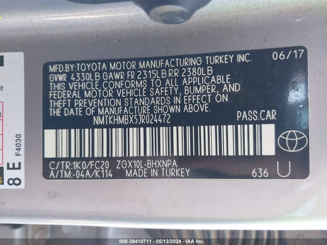 Toyota C-HR XLE 2018 NMTKHMBX5JR024472 Image 9