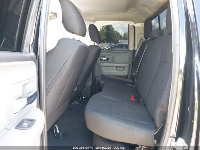 1C6RR6GG8KS618619 RAM 1500 Classic Warlock Quad Cab 4x2 6'4 Box