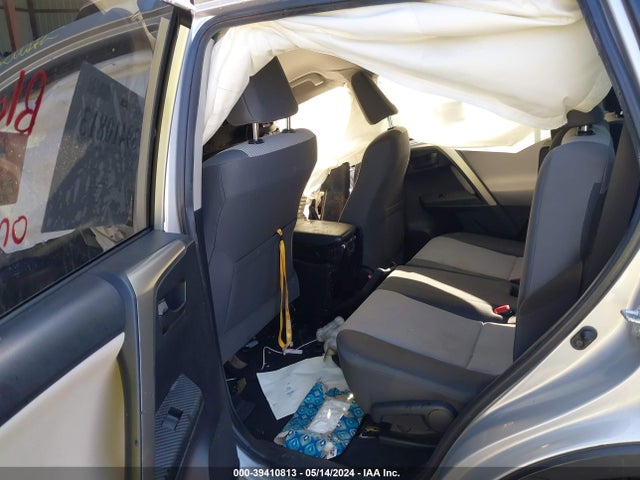 Toyota RAV4 LE 2015 JTMZFREV1FD061454 Image 8