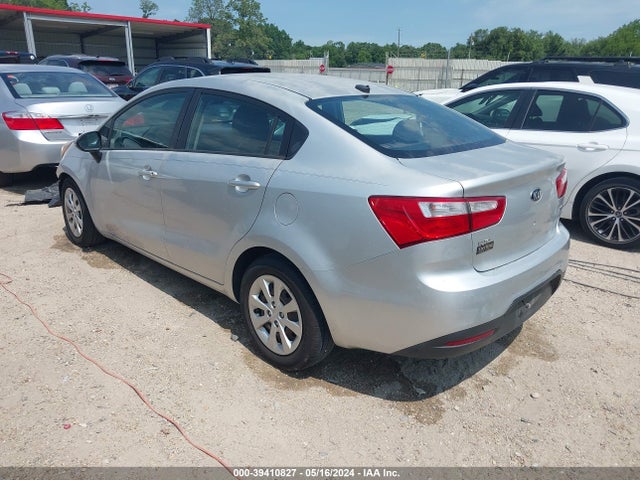 KIA RIO LX 2015 KNADM4A36F6440281 Image 3