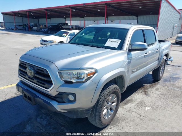 5TFAZ5CN7JX064365 Toyota Tacoma Sr5 V6
