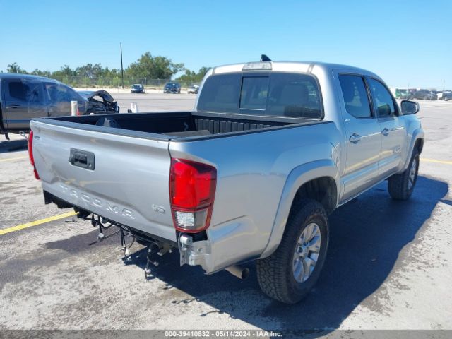 5TFAZ5CN7JX064365 Toyota Tacoma Sr5 V6