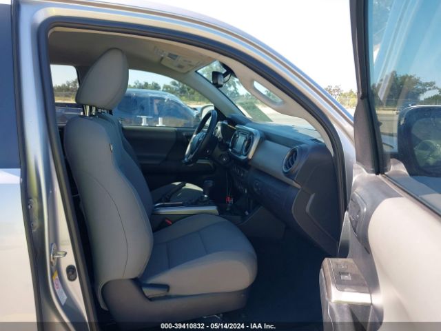 5TFAZ5CN7JX064365 Toyota Tacoma Sr5 V6