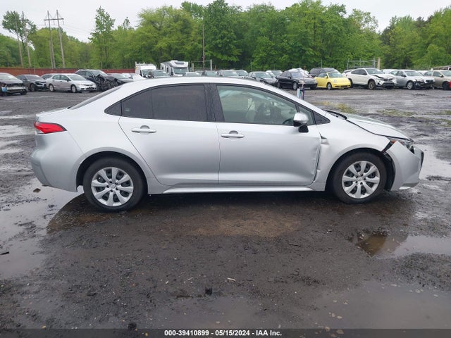 Toyota COROLLA LE 2022 JTDEPMAE6NJ191248 Image 13