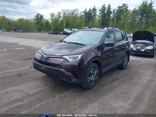 Toyota RAV4 LE 2016 2T3BFREV7GW431733 Image 2