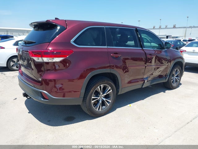 Toyota Highlander Le Plus 2019 5TDZZRFH2KS322394 Image 4