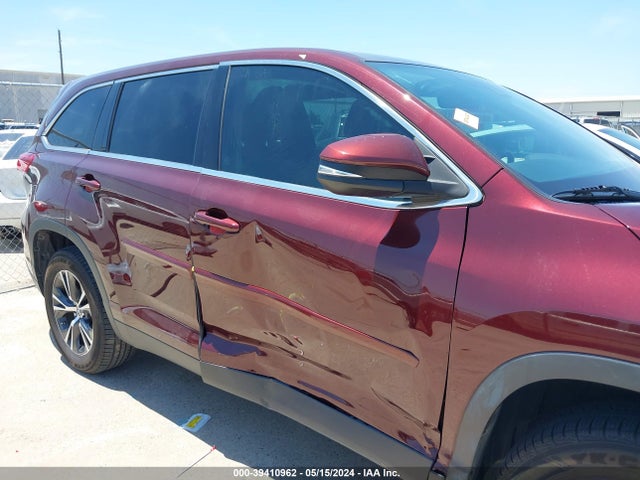 Toyota Highlander Le Plus 2019 5TDZZRFH2KS322394 Image 6